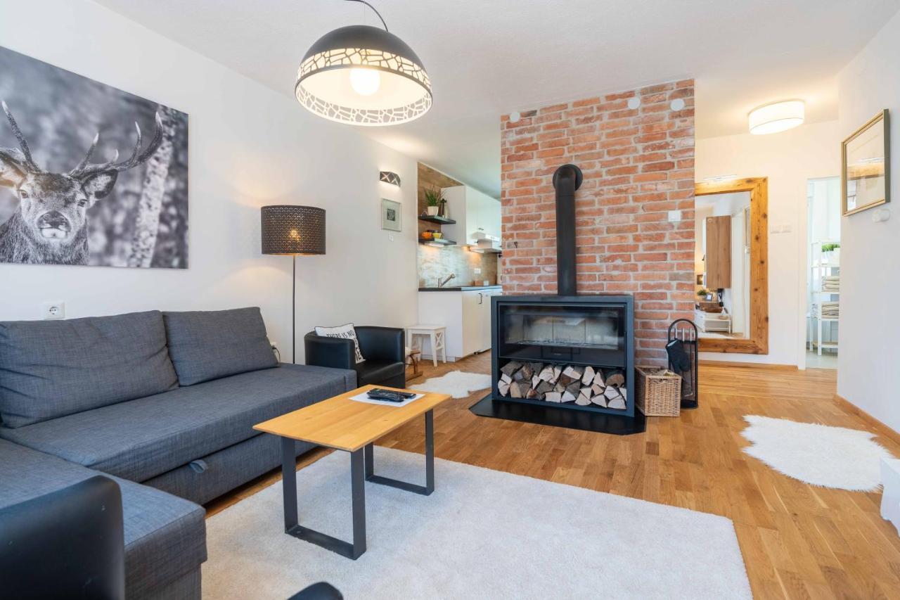 Apartma Pecek Kranjska Gora Esterno foto