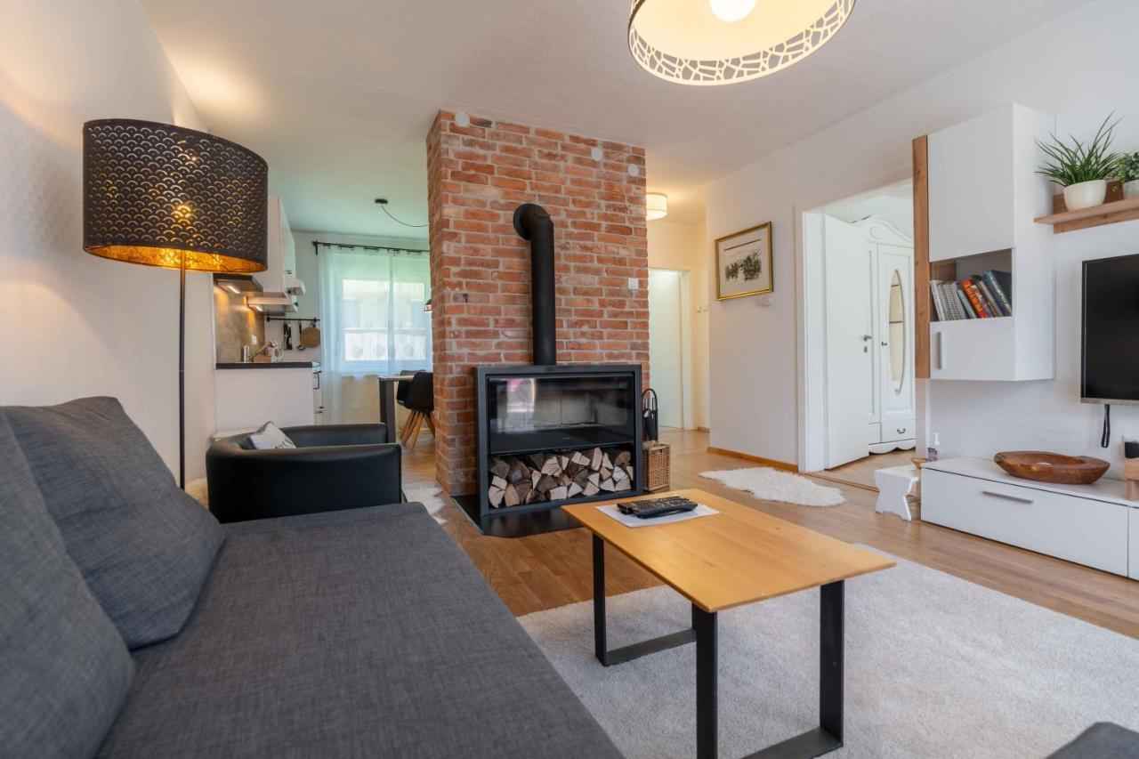 Apartma Pecek Kranjska Gora Esterno foto